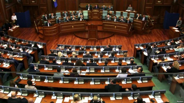 Orari i seancës së sotme, ku prezantohet dhe votohet Qeveria e Re e Kosovës