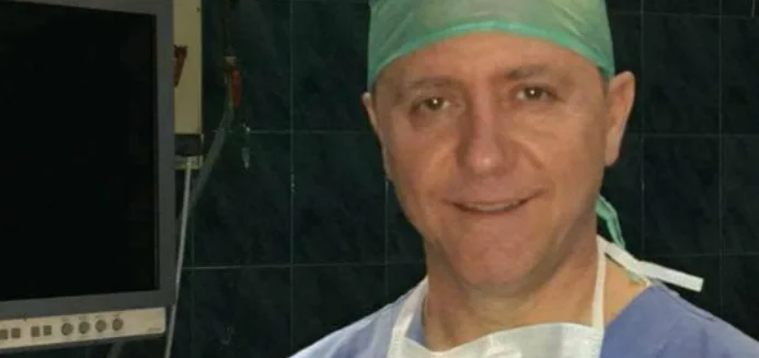Le médecin noté vient à l'aide des citoyens, répond aux questions les plus fréquentes sur le Coronactrius