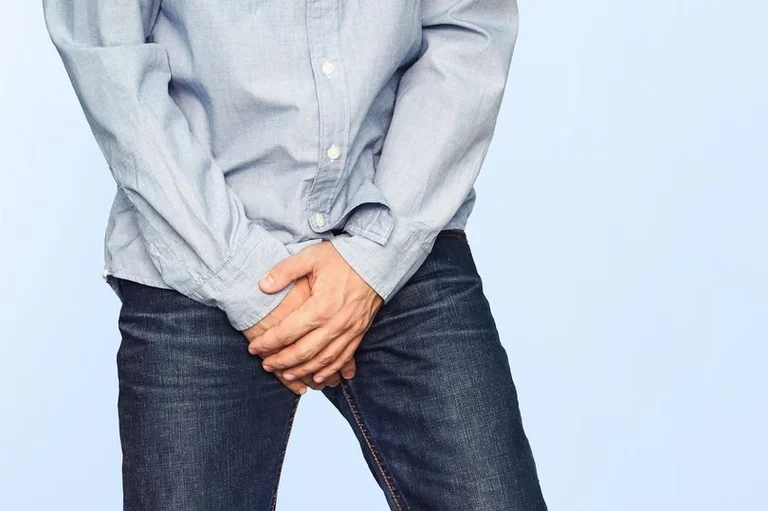 Wuhan doctors after research: Coronavirus damages male testicles