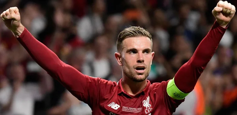Jordan Henderson esce dal giocatore di Atl Madrid: ha avuto una grande lotta.