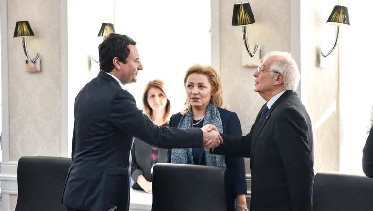 Official: Even the EU turns its back on Kurti, urgently calls for the full removal of the fee (Letra)