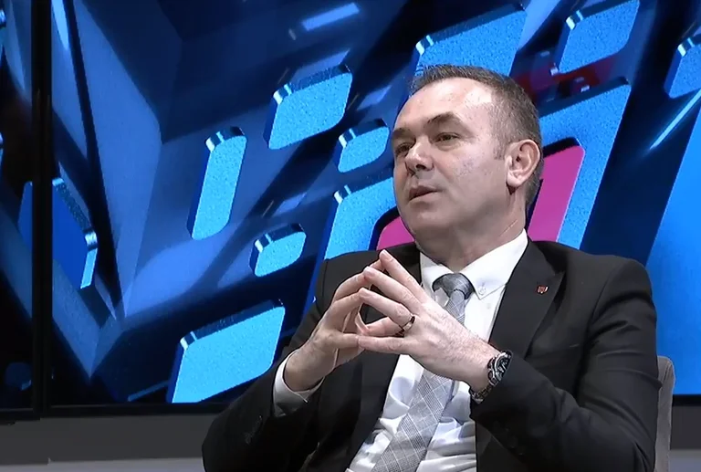 Selimi dit que ce n'est pas à propos de l'élimination des impôts, c'est à propos de la réciprocité