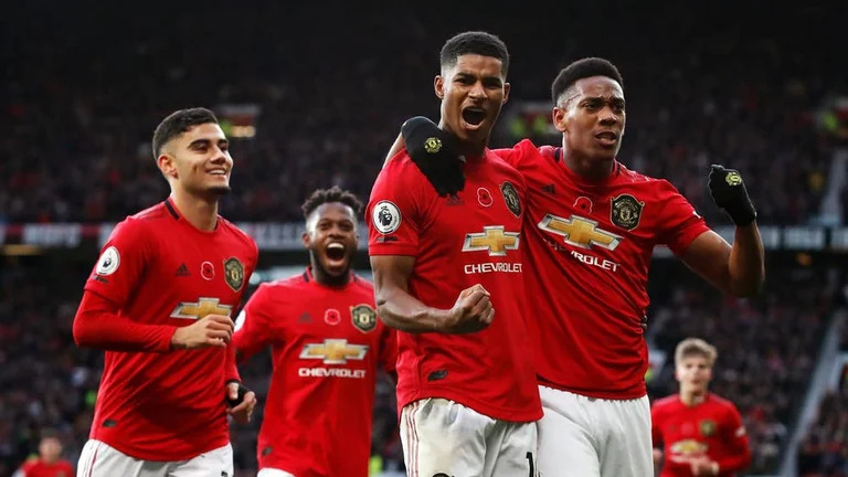United tonight in the ghost stadium against the little-known team: Official formations Published
