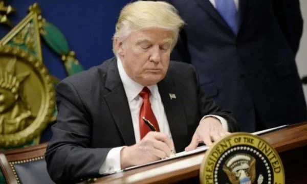 Questi sono i 26 stati europei che Trump ha vietato dai voli statunitensi.