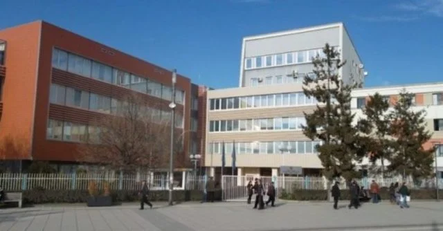 Kosova ende pa qeveri, mblidhet Kryesia e re e Kuvendit