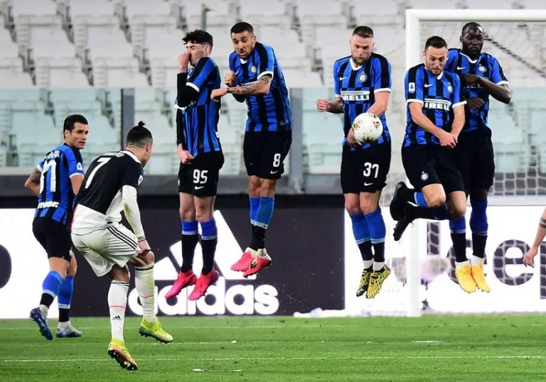 Fútbol en Italia se puede prohibir completamente