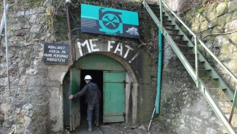 Trepca dans la misère: Mineurs frustrés avec des salaires boycotter les emplois