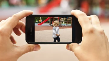 Why taking many pictures of your children is harmful