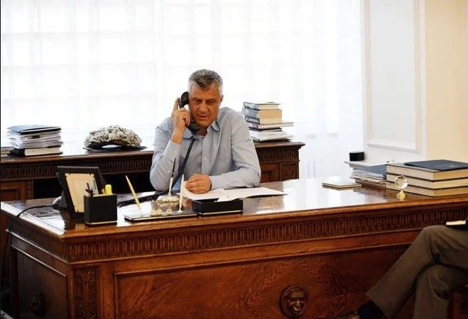 Thaci n'a pas rencontré Pacolli, mais ils ont parlé au téléphone.