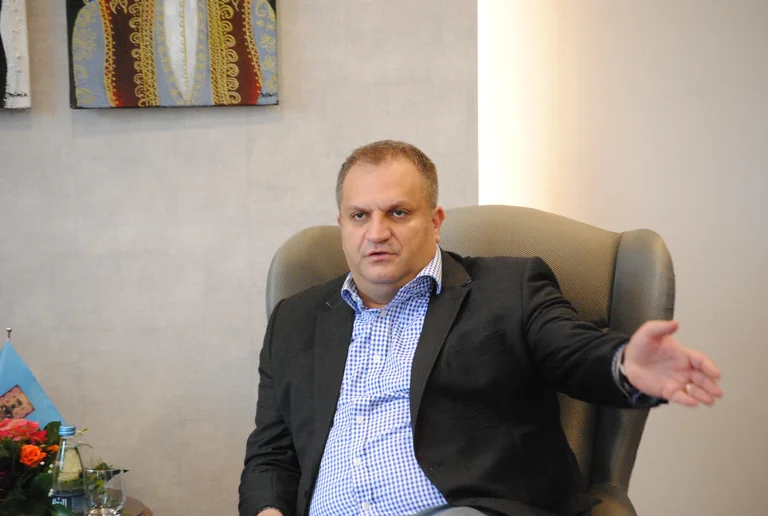 Coronavirus, Shpend Ahmeti seeks to consider closing schools in Kosovo