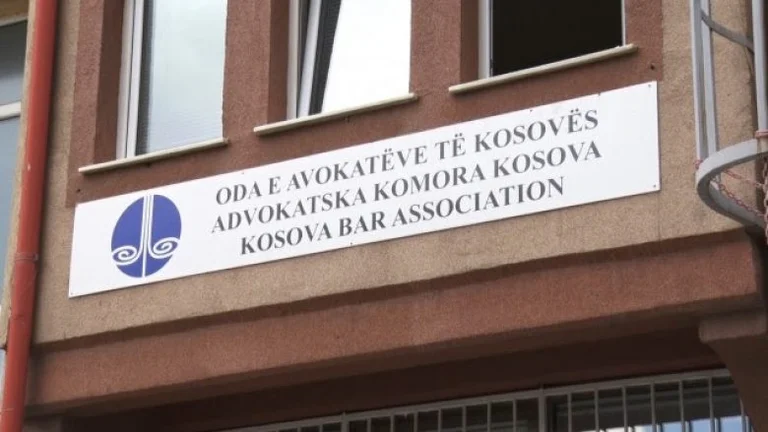 Neue Kosovo Anwälte Oda Chairman Solved