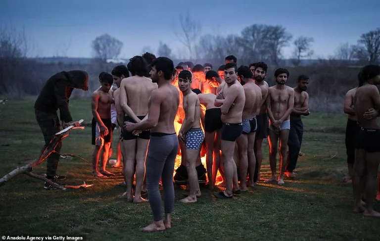 Refugees entering from Turkey to Greece, border forces beat and stripped, forcing them to stay at low temperatures