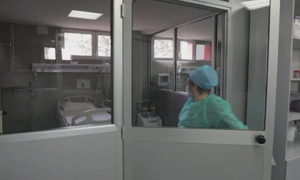 Los médicos explican por qué, afortunadamente, todavía no hay caso de coronario en Albania