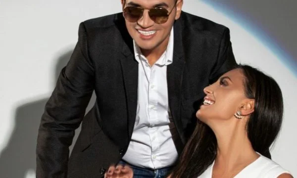You won't think what Genta Ishmael's white dress costs.