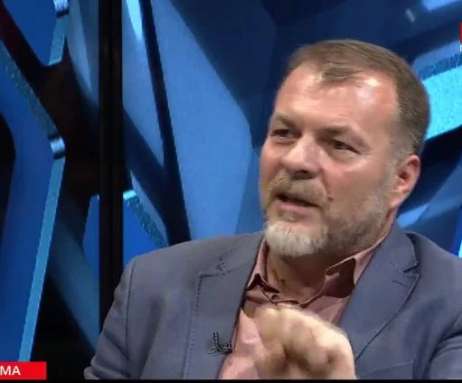 Good luck: Kosovo politics consists of spoiled, technonoise children