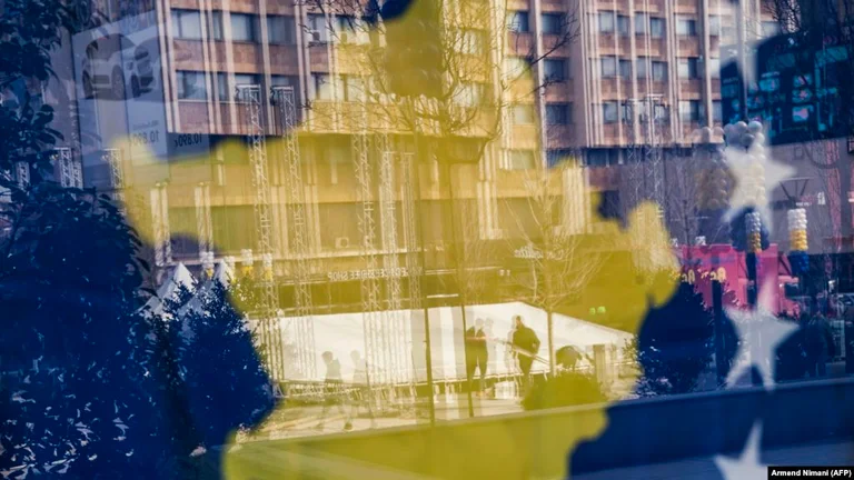 L'angolo di diplomazia attraverso il recupero