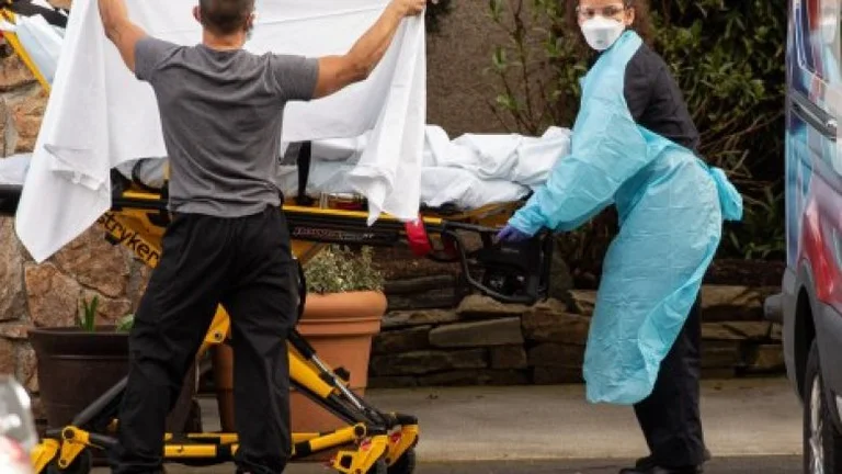 Le nombre de victimes du coronavirus aux États-Unis atteint six