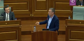 Veseli – Kurtit: Kosova është shtet i pavarur – mos u sjell si përfaqësues i Federatës jugosllave