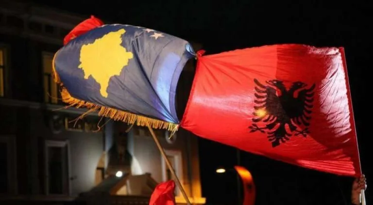 Aplicación de dos acuerdos propuestos con Albania