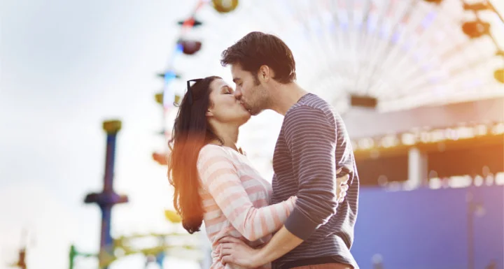 ¿Por qué la gente usa el beso más francés?