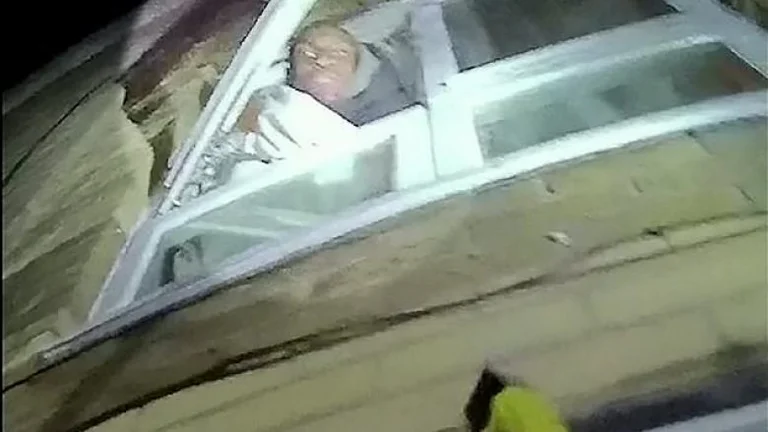 prison éternelle pour le cambrioleur qui a tiré sur la police, le frisson d'ouvrir le feu