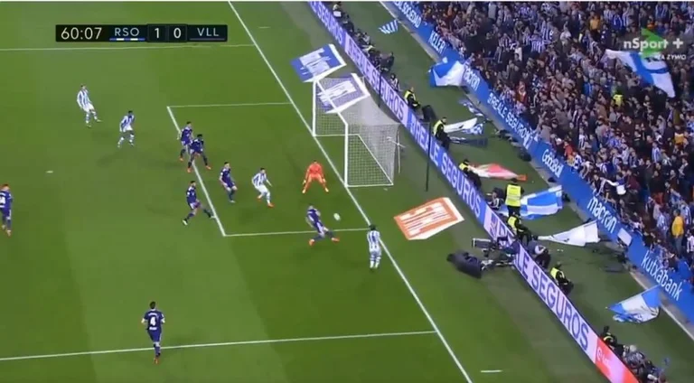 Adnan Januzaj marca cerca de Sociedad v. Valladolid