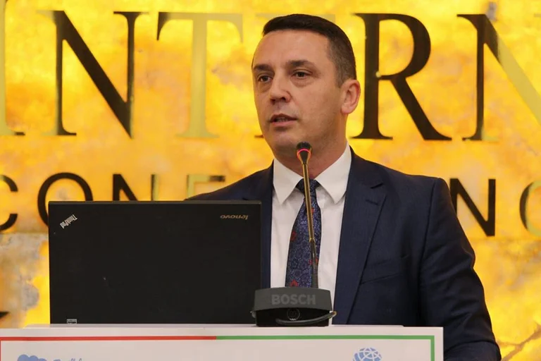 Gashi beteiligt sich an “activity LEAP in Albanien”