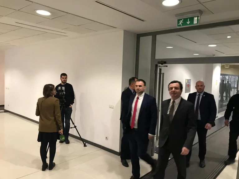 Kurti kryeministër VS Kurti opozitar