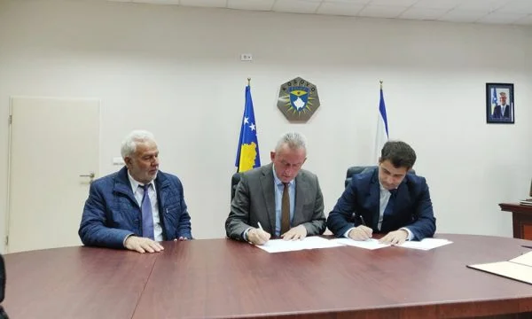 AKK, policía firma memorando para realizar cheques sin precedentes