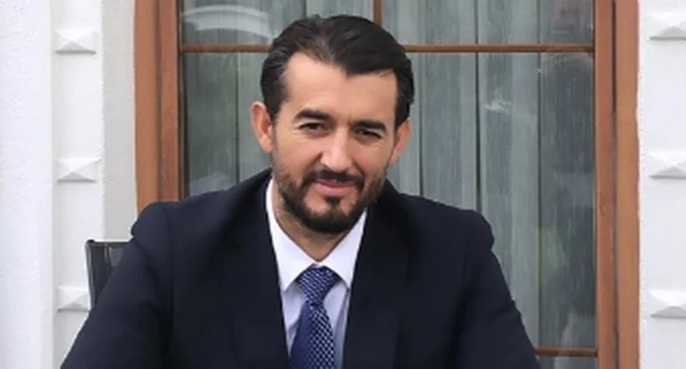 Labinot Tahiri dhuron 5 mijë copë maska për tu mbrojtur nga koronavirusi