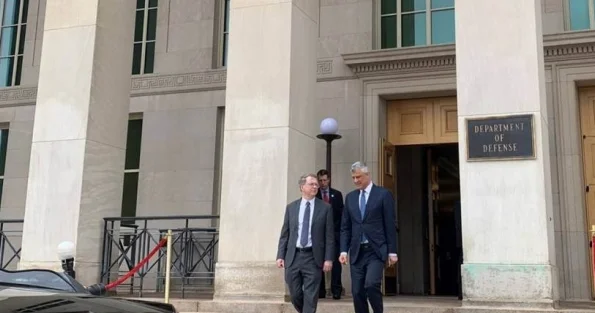 Thaçi me zv/sekretarin e Mbrojtjes së SHBA’së flasin për ushtrinë e Kosovës