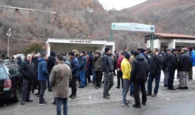 Vazhdojnë protestat kundër punësimeve në “Trepçë”