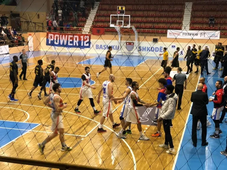Peja mposhtet nga Vllaznia në Ligën Ballkanike