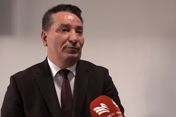 Leka: Ministri Abdixhiku po merr vendime për interesa të ngushta klanore dhe partiake