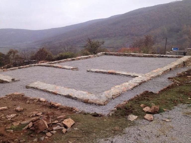 Restaurohet xhamia 100 vjeçare e fshatit Shkozë të Malishevës