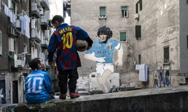 Insigne: Maradona është i shenjtë, Messi më i miri në botë