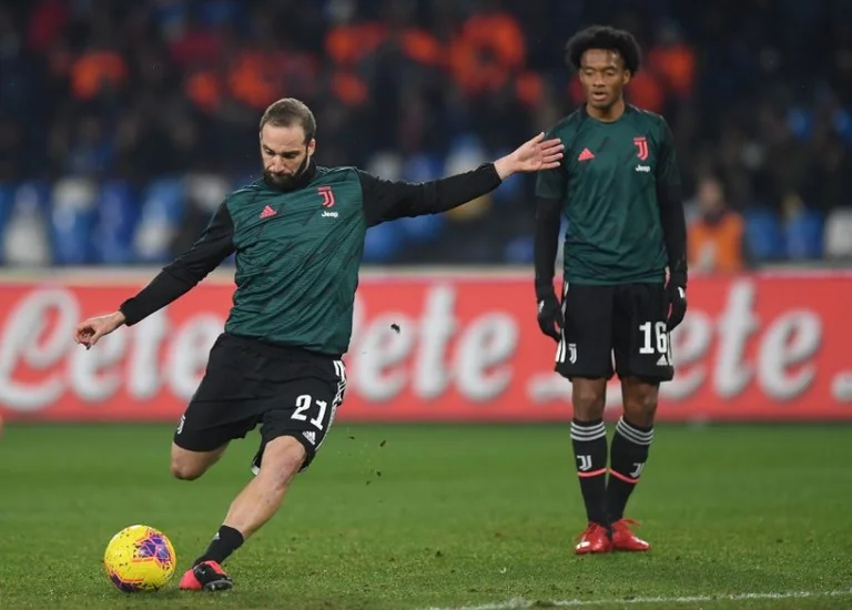 Higuaini kthehet për Lyonin dhe Interin