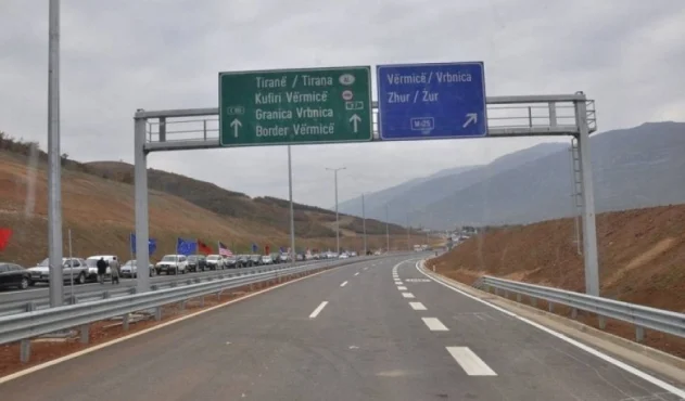 Dy ekipe të mjekëve në Morinë, gati edhe dhoma e karantinës