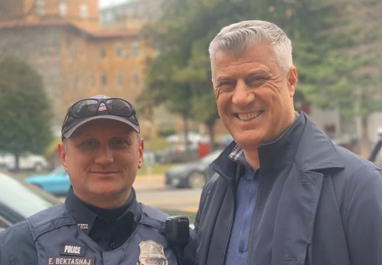 Thaçi takon shqiptarin që punon si polic në Uashington