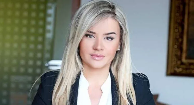 Këshilltarja e Haradinajt: Letërkëmbimet me Presidentin, kauza e vetme e Albin Kurtit