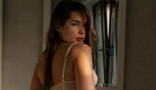 Bellezza che adora Mess e Ronaldo (Foto)