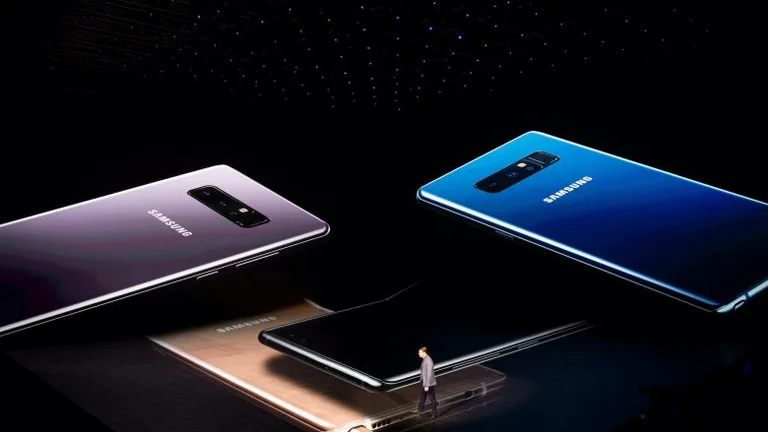 Samsung users were frightened after accepting a strange message on their phones