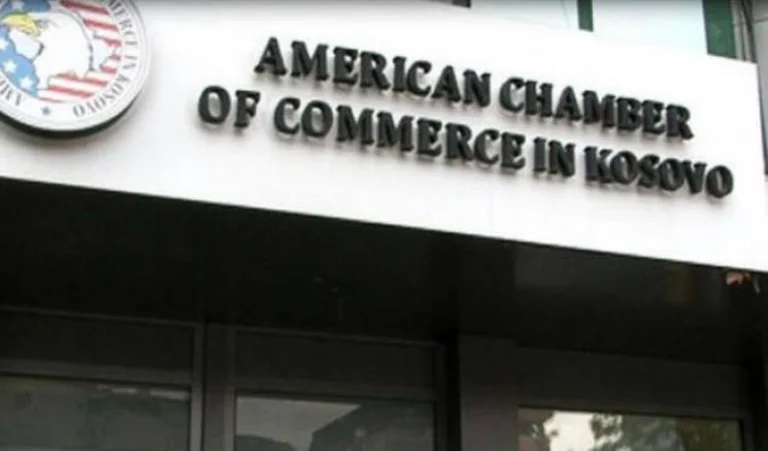 American Oda contre la décision de ne pas arrêter les entreprises le dimanche : La croissance économique ralentit