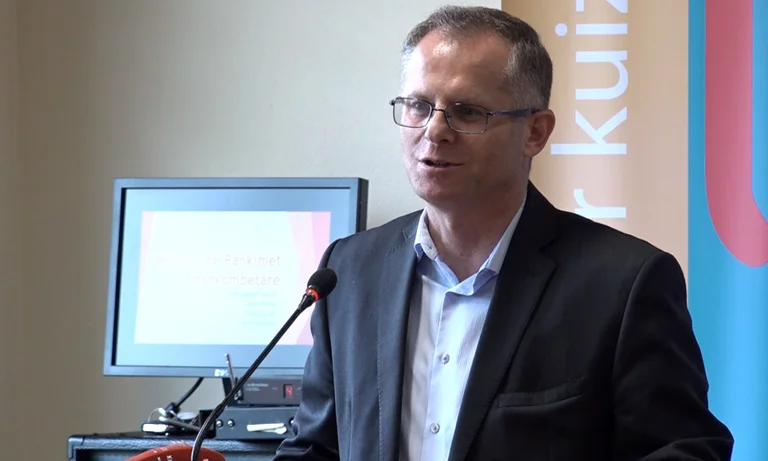 Fiel Bislimi habla después de la descarga de Telekom Board