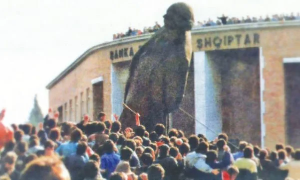 29 ans depuis la chute d'Enver Hoxha