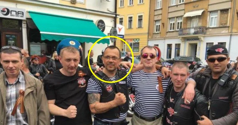Pro-rus falla las protestas contra Kosovo: El número de personas tanto como usted puede conseguir para el café.