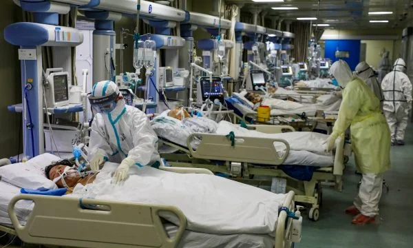 Coronavirus prende vita dal capo dell'ospedale Wuhan