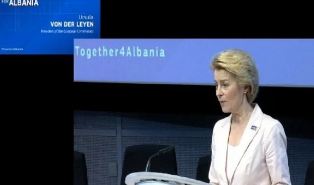 EU '%s' Mitgliedschaft in Albanien, gibt den Albanern 100m Euro