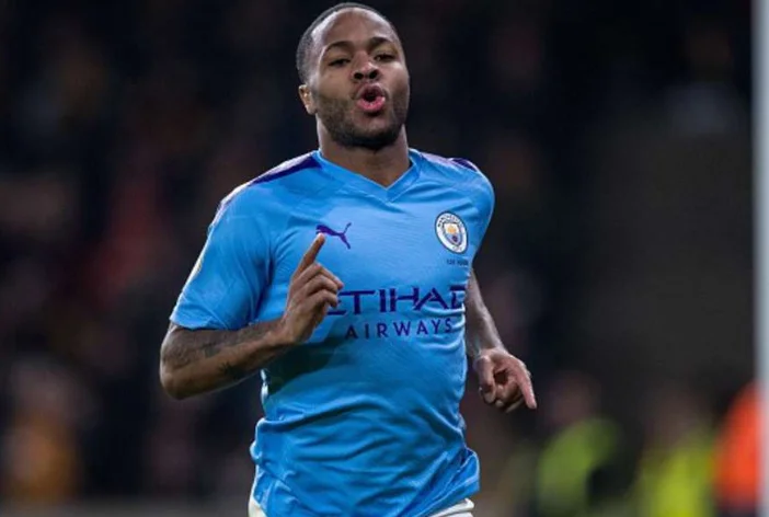 Ist Sterling der erste, der Stadt verlässt, die Spanier mit viel Aufregung für ihn