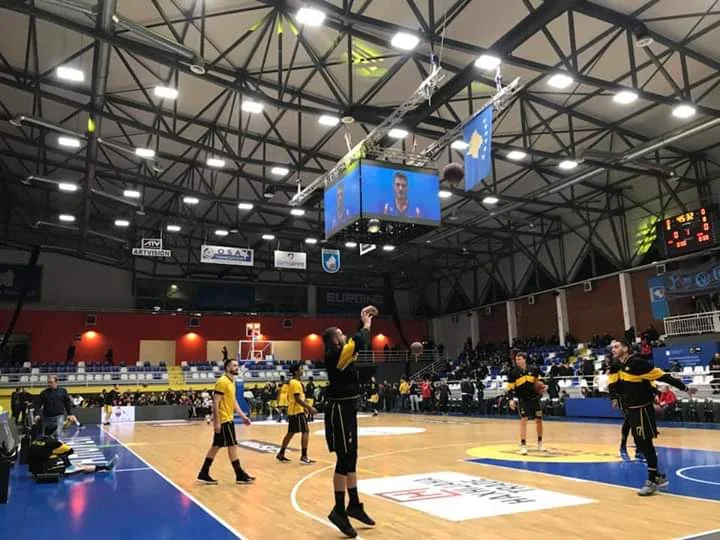 La super finale de la Coupe du Kosovo au basketball est diffusée sur cette chaîne de télévision